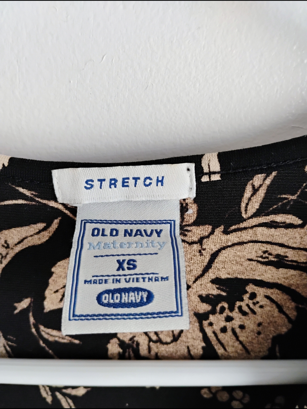 MATERNITY Old Navy Sleeveless Black & Cream Floral Midi Dress with Pink Accents - Picture 2 of 4